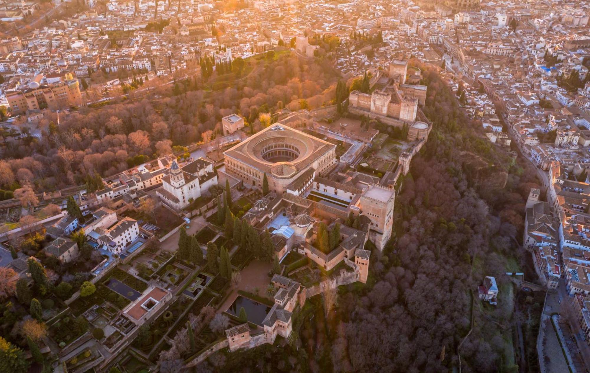 Alhambra Palace Hotel — Photos 3